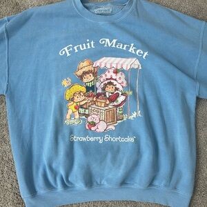 Oversized Strawberry shortcake sweater(One size)